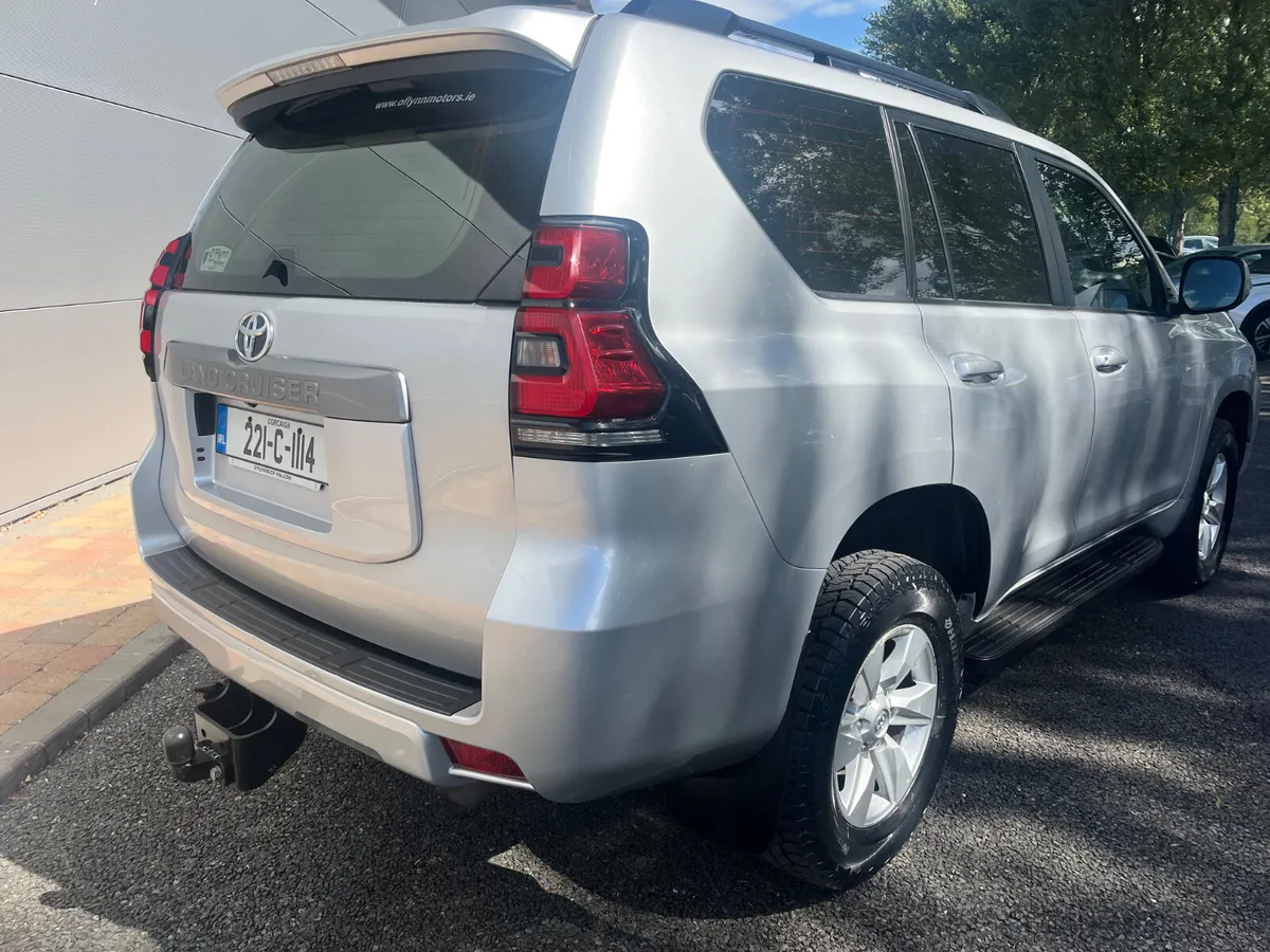 Toyota Land Cruiser 2022 - Image 3