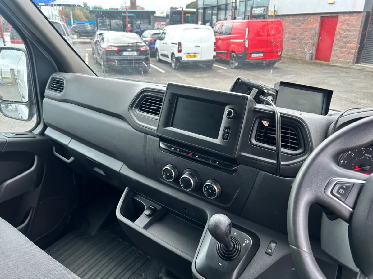 Renault Master 2020 - Image 4