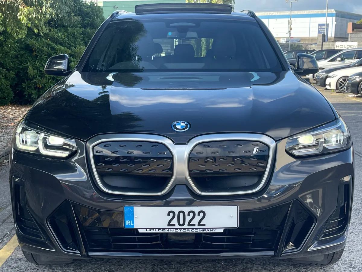 2022 BMW iX3.M sport..pan roof..2 keys - Image 4