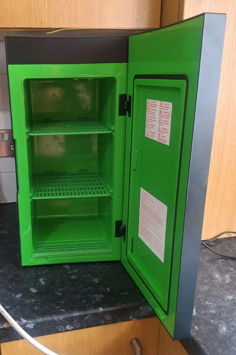 Xbox mini fridge - Image 2