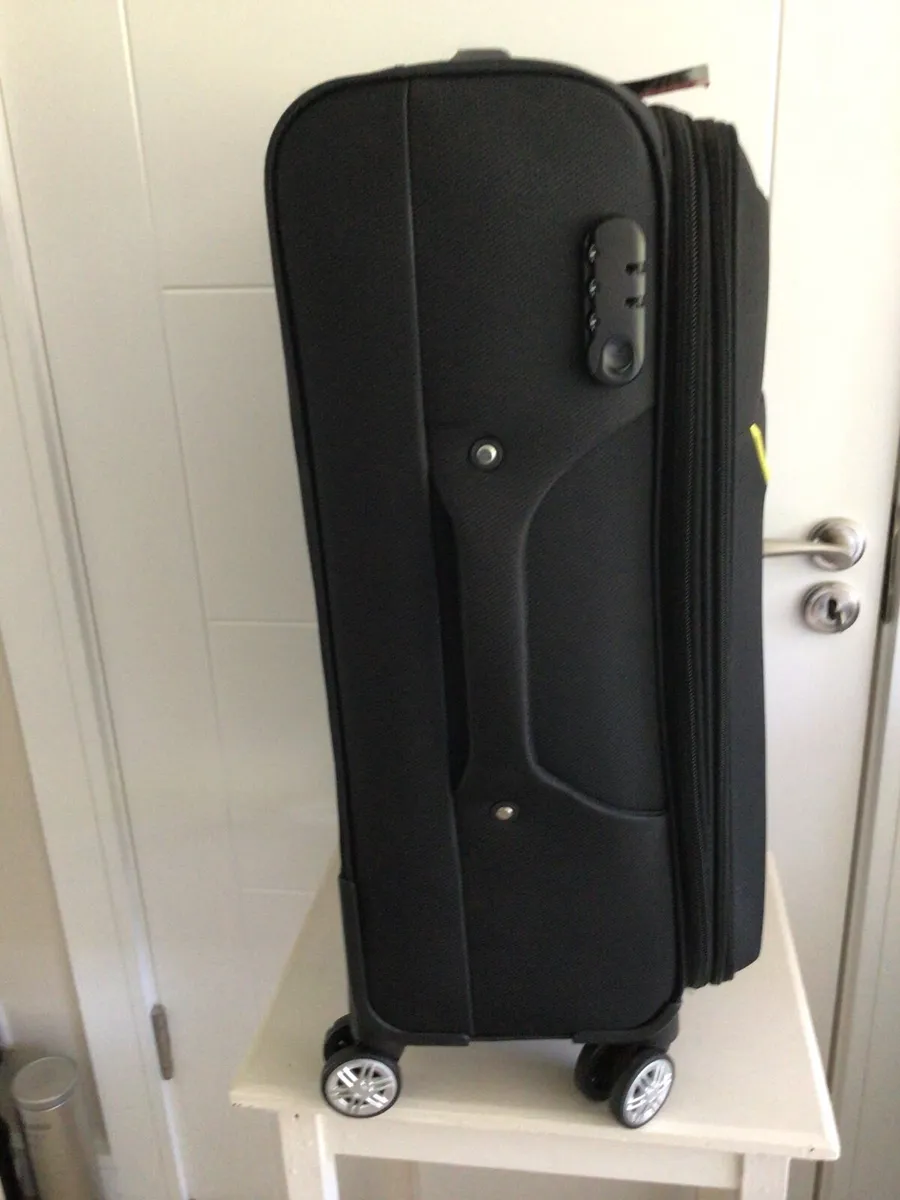 Suitcase - Image 2
