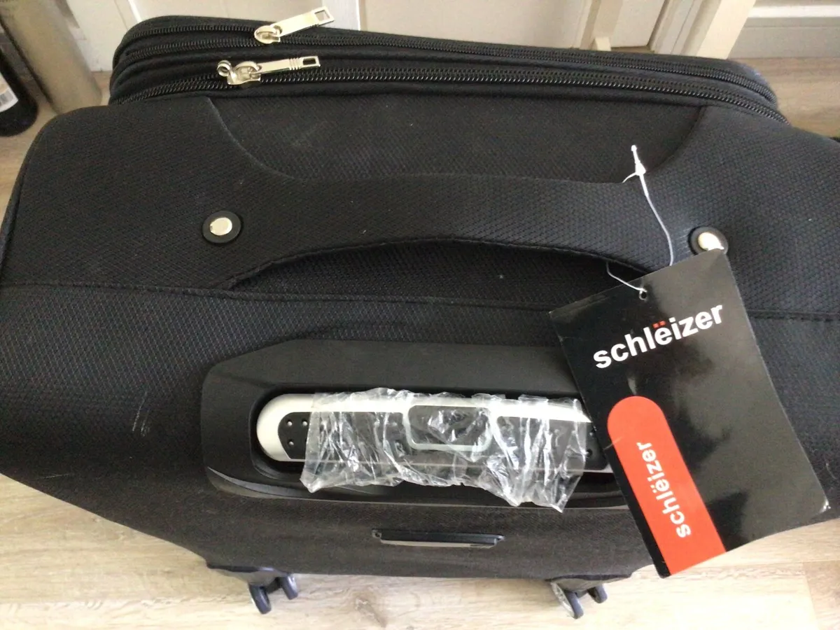 Suitcase - Image 3