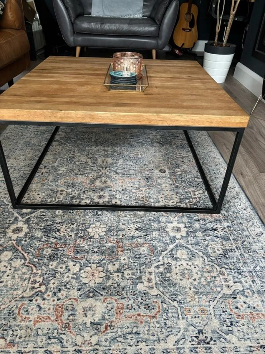 Solid oak coffee table - Image 2
