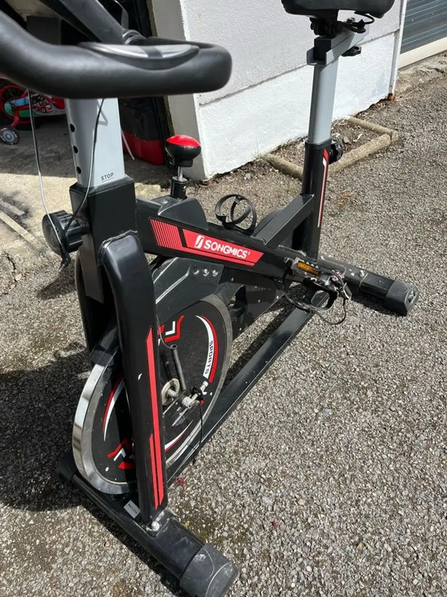 spin bike - Image 1