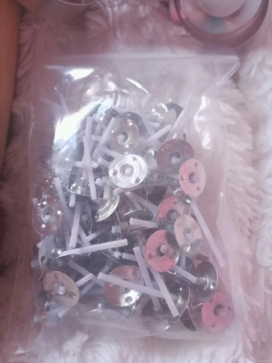 Soy Tea light Candle Making Kit - Image 4
