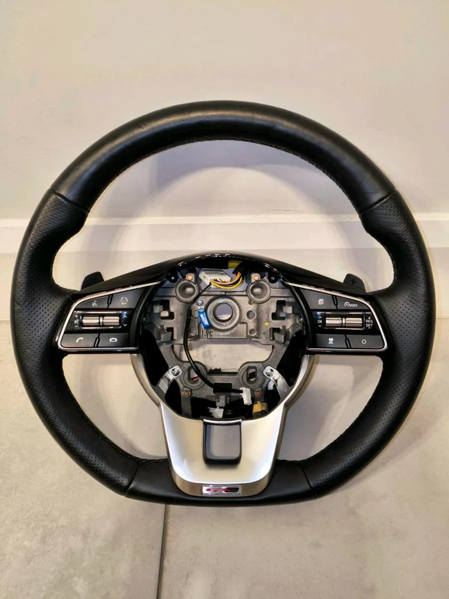 Steering wheel GT