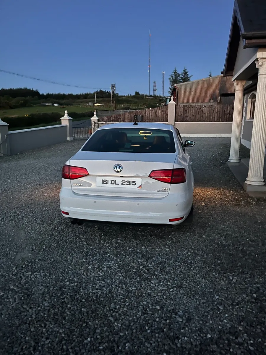 Volkswagen Jetta 161 - Image 3