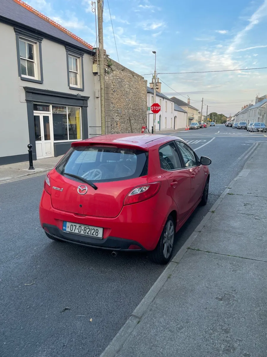 Mazda 2 - Image 4