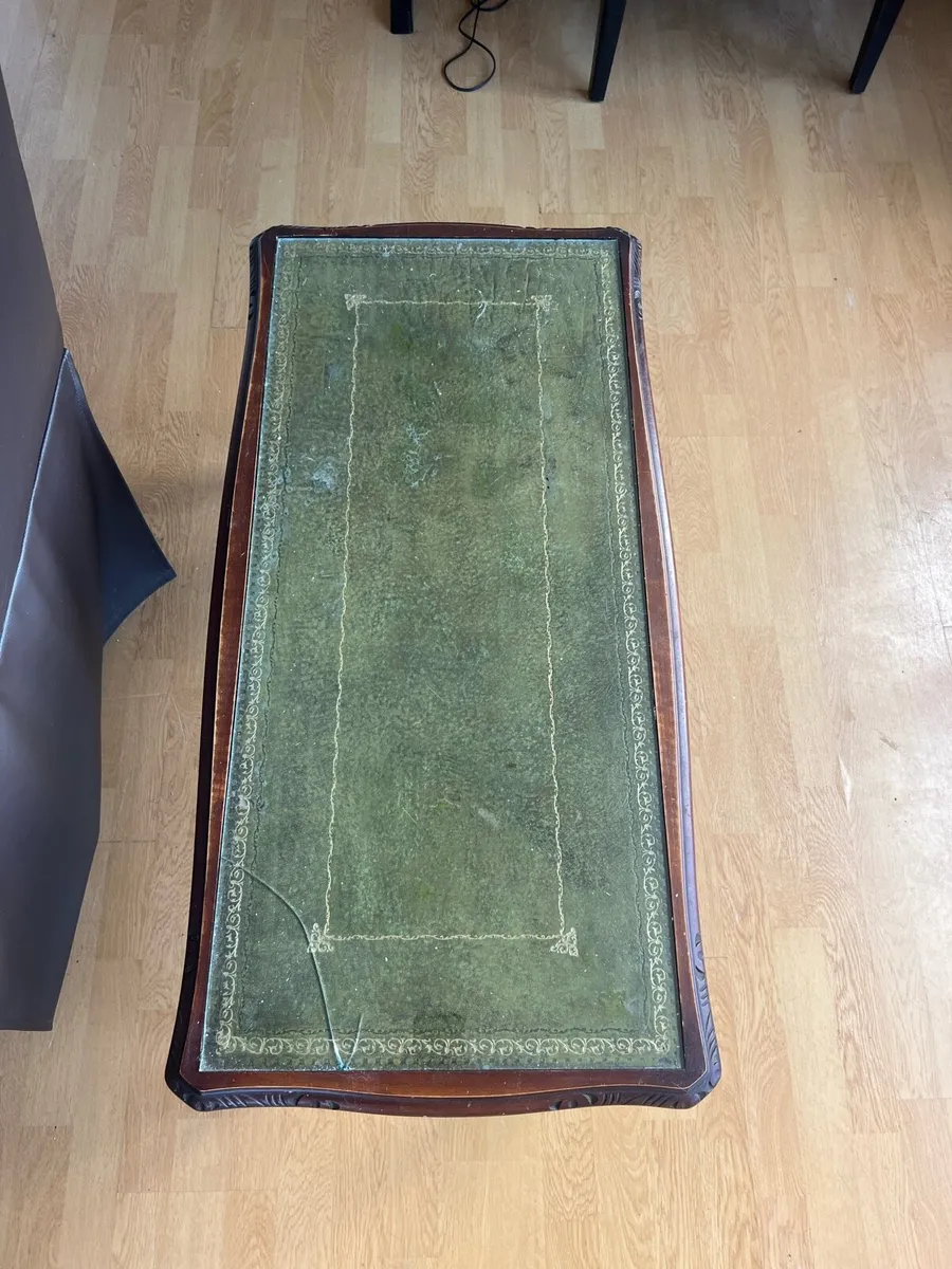 Vintage English Mahogany side table - Image 2