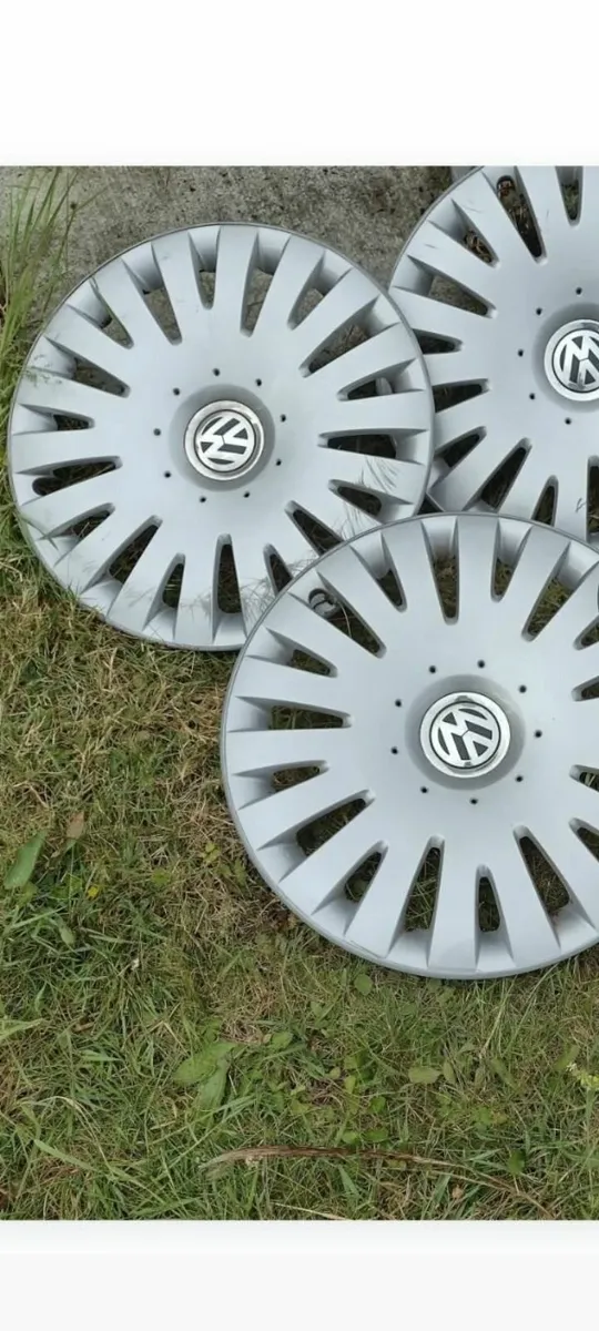 Original VW hubcaps 17" - Image 2