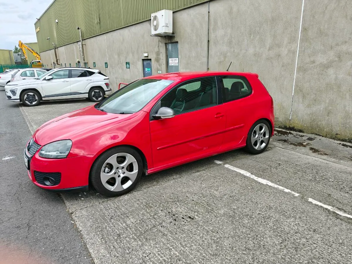 Volkswagen Golf GTI - Image 1