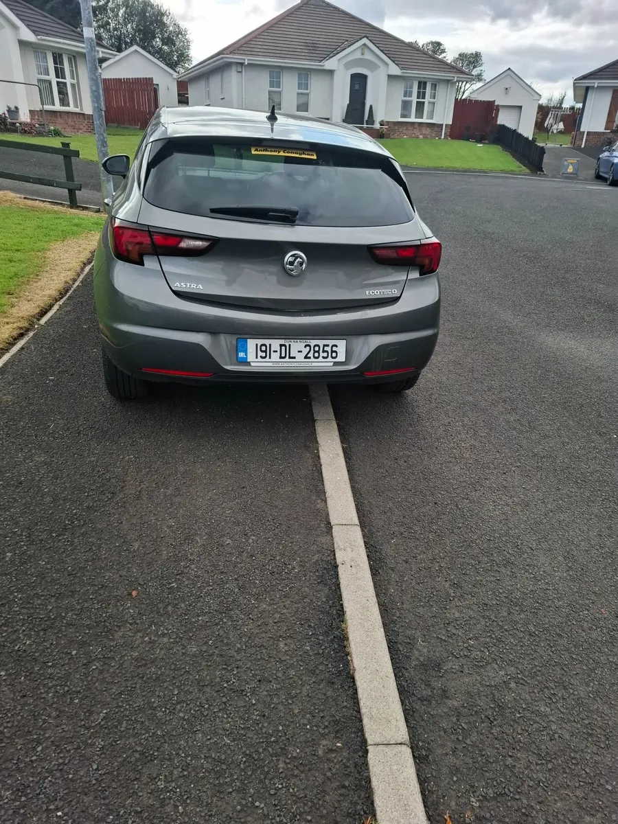 Vauxhall Astra 2019 - Image 2