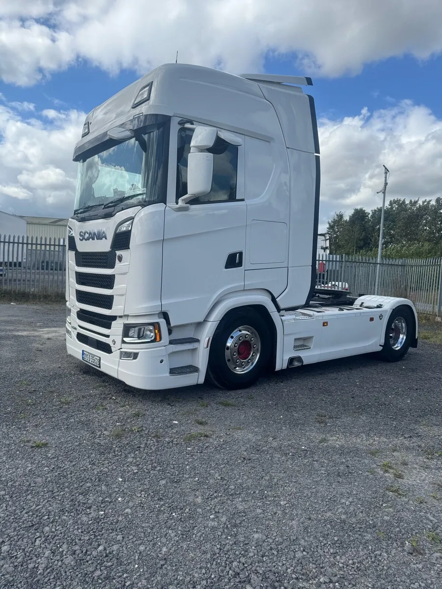 Scania 520 - Image 1