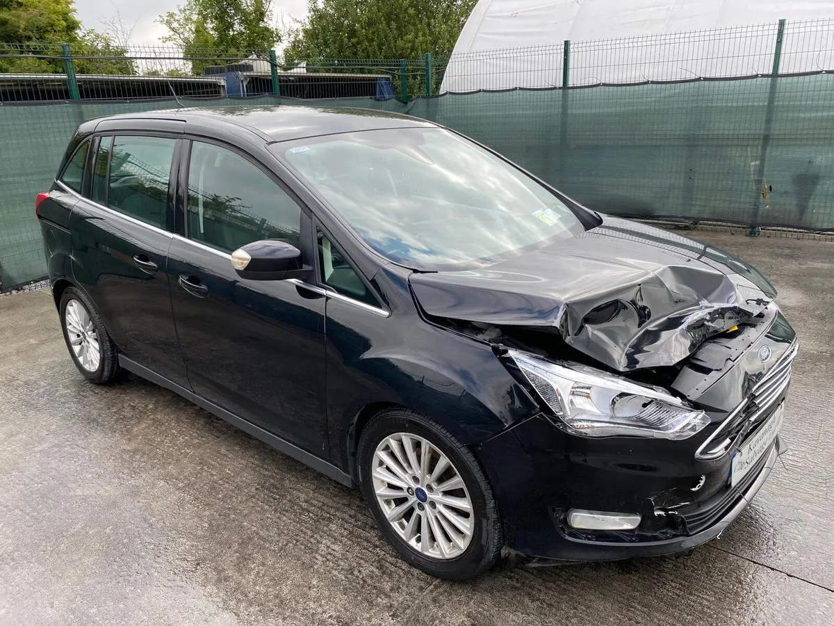 *2015 Ford Grand C-Max  7 seater  Titanium - Image 4