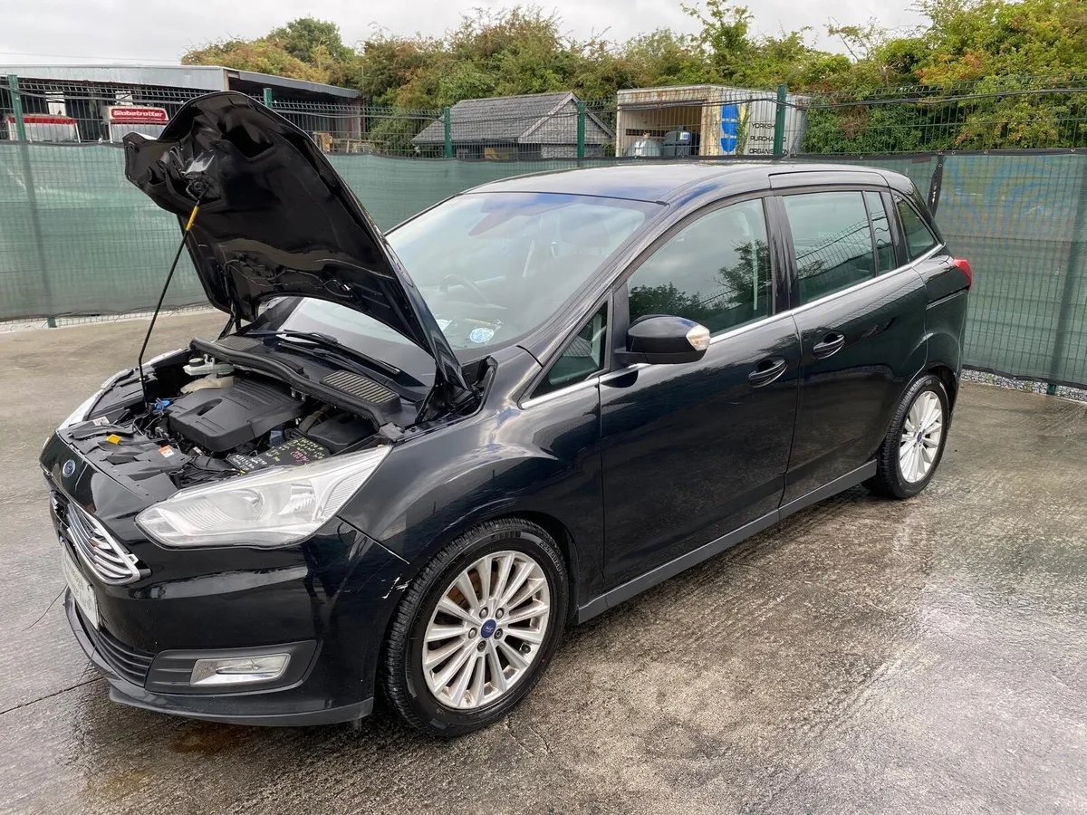 *2015 Ford Grand C-Max  7 seater  Titanium - Image 3