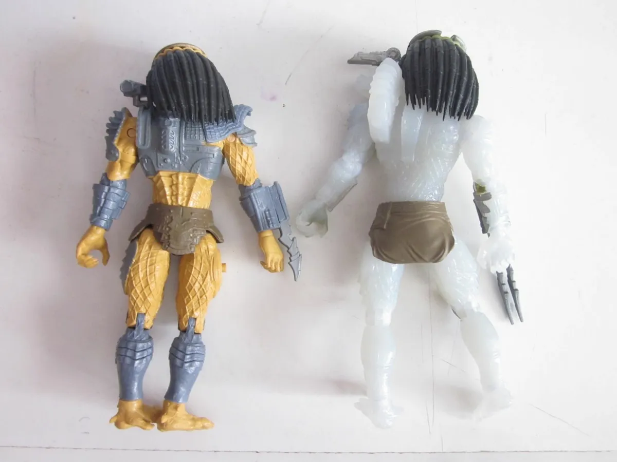 Two Predator Hunter Series 7" Action Figures 2020. - Image 3