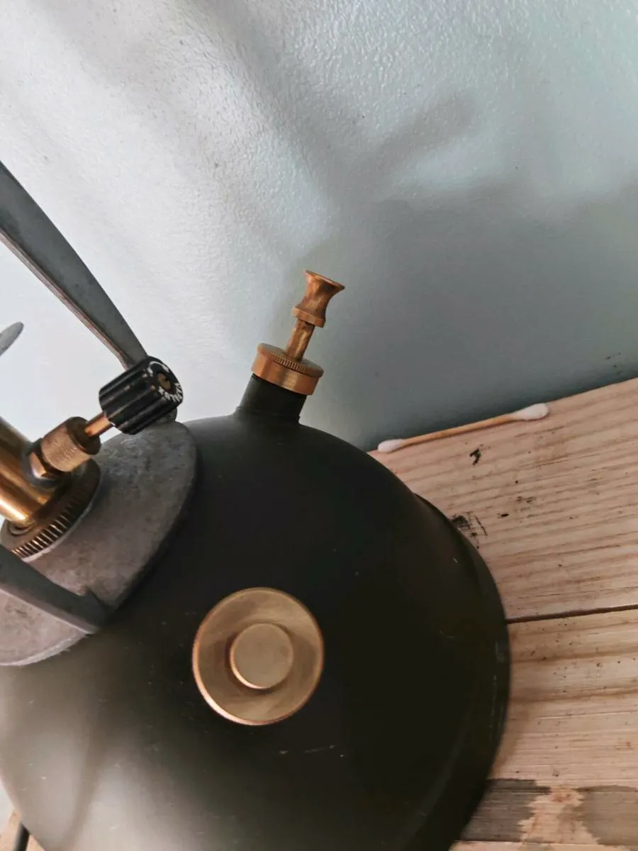 Army oil lamp - Image 2