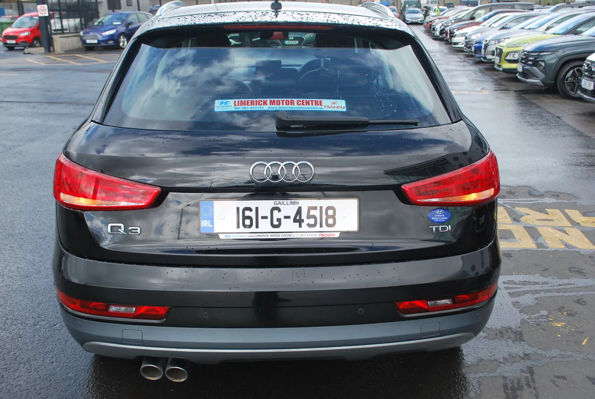 Audi Q3 2016 - Image 4