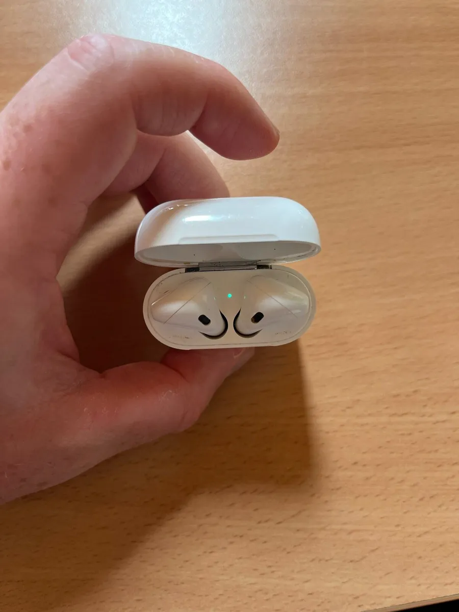 AirPods - Image 1