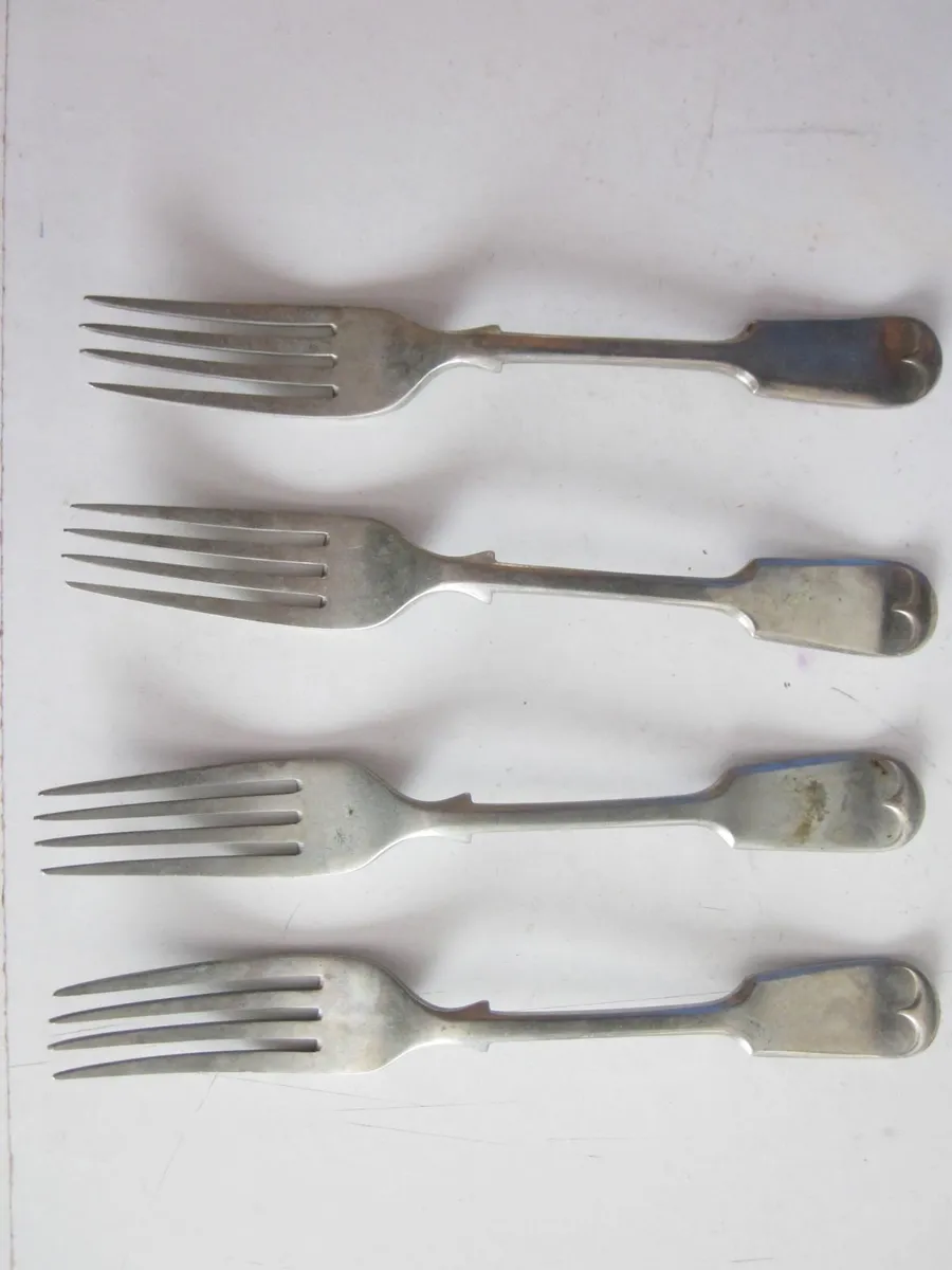 Four Nevada Silver D & A (Daniel & Arter) Forks - Image 4