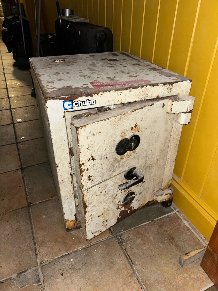 Free Chubb Safe - Image 2