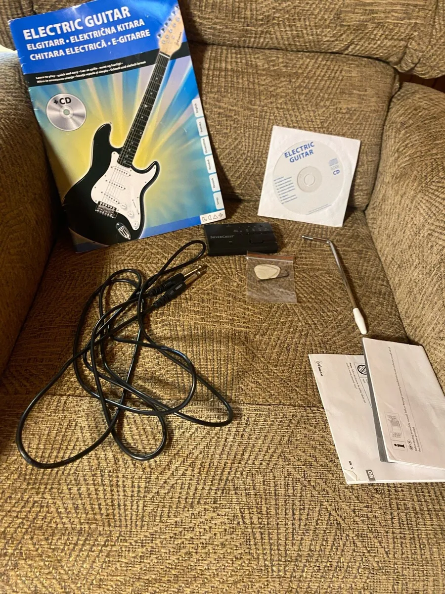 Guitar - Image 4