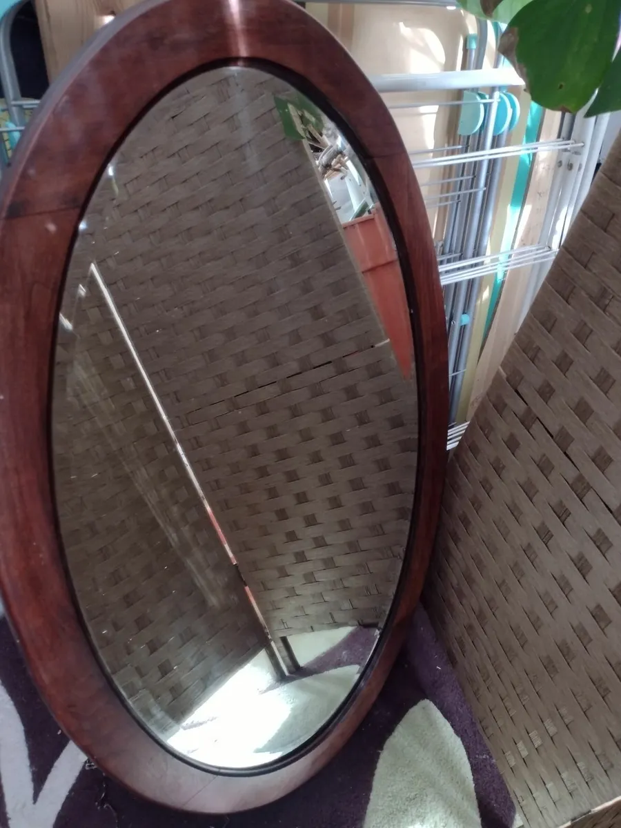 Very heavy Mid-Century dark Oak mirror - Image 2