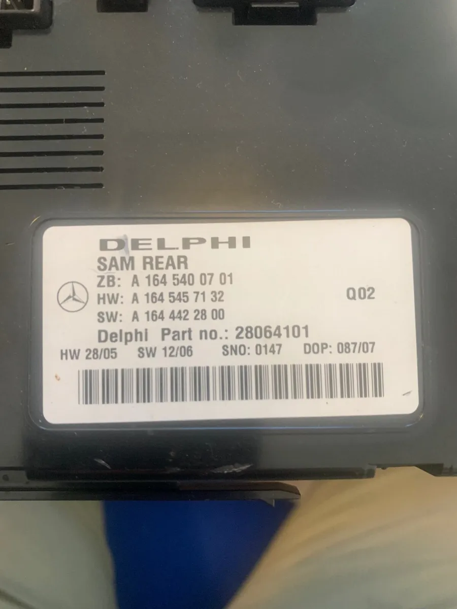 Rear Mercedes GL/Ml Sam Unit - Image 4