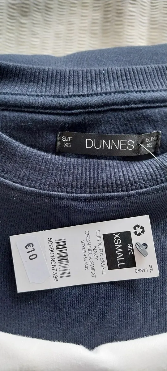 Mens clothing - Image 2