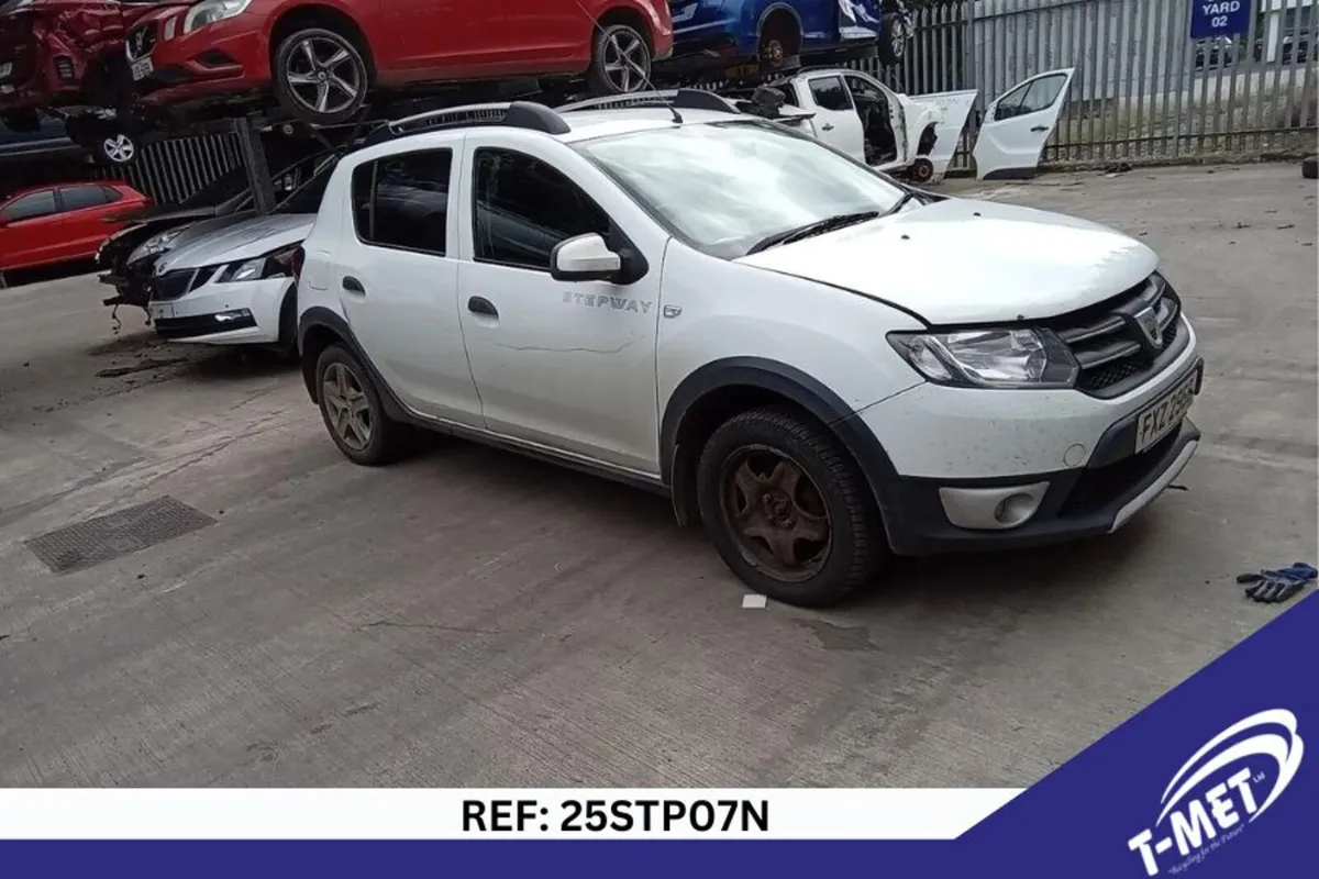 2013 DACIA SANDERO STEPWAY BREAKING FOR PARTS - Image 1
