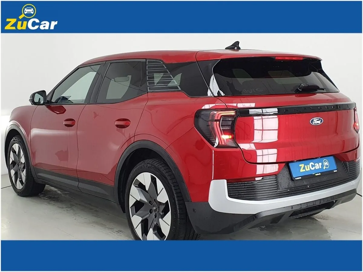 Ford Explorer Premium 77kwh Extended Range RWD - Image 3