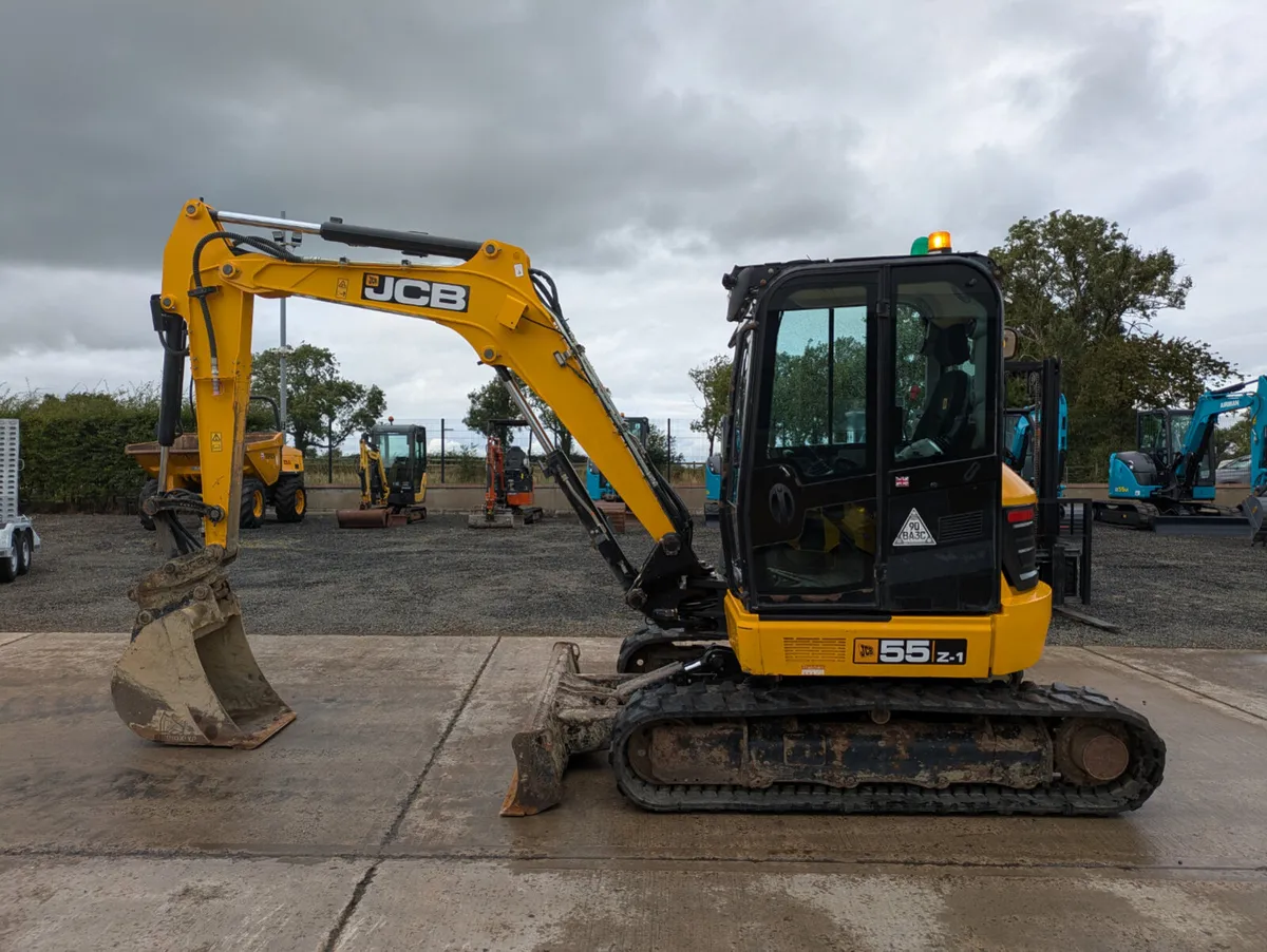 2020 JCB 55z-1 - Image 2