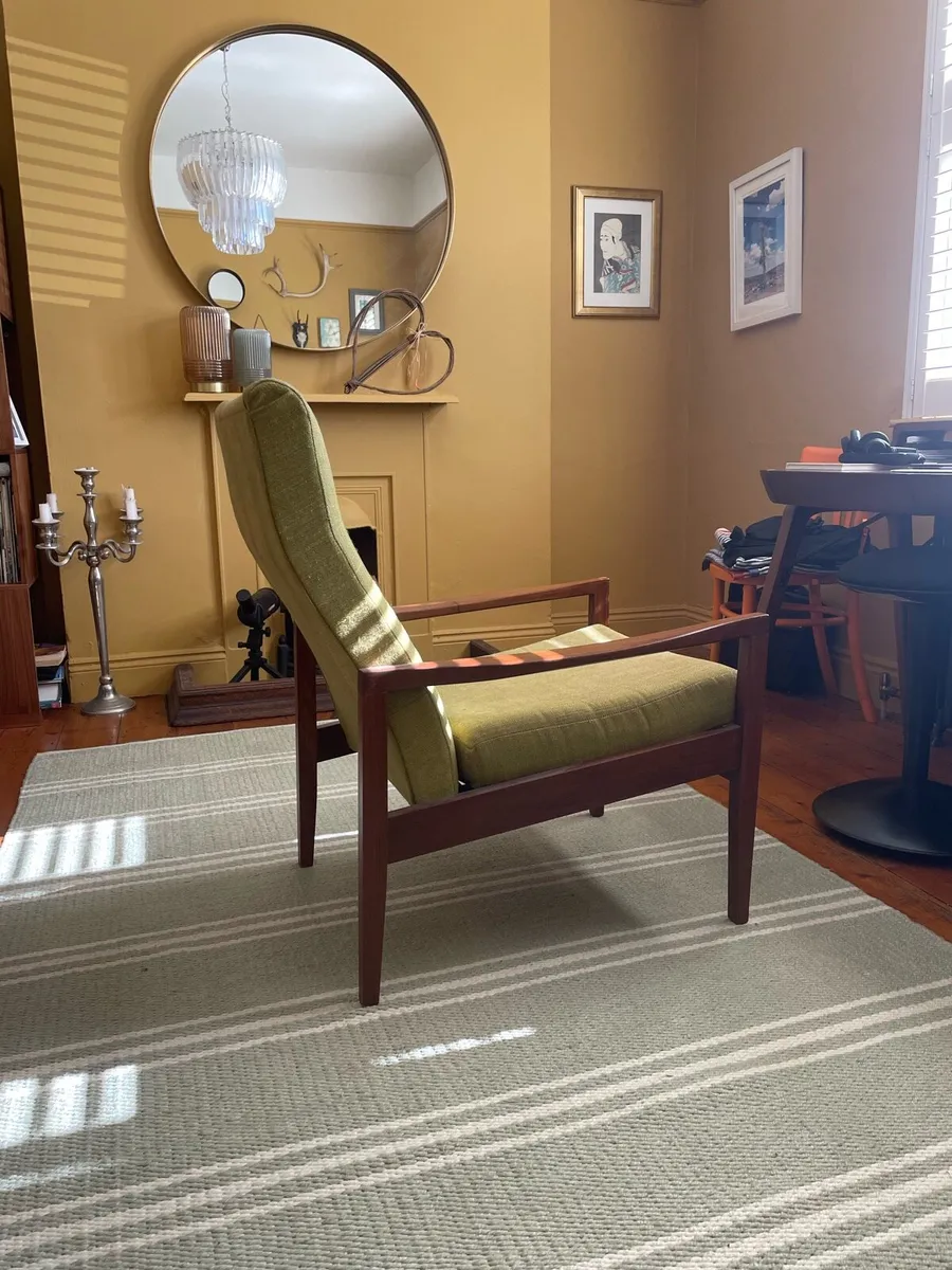 Vintage armchair - Image 2