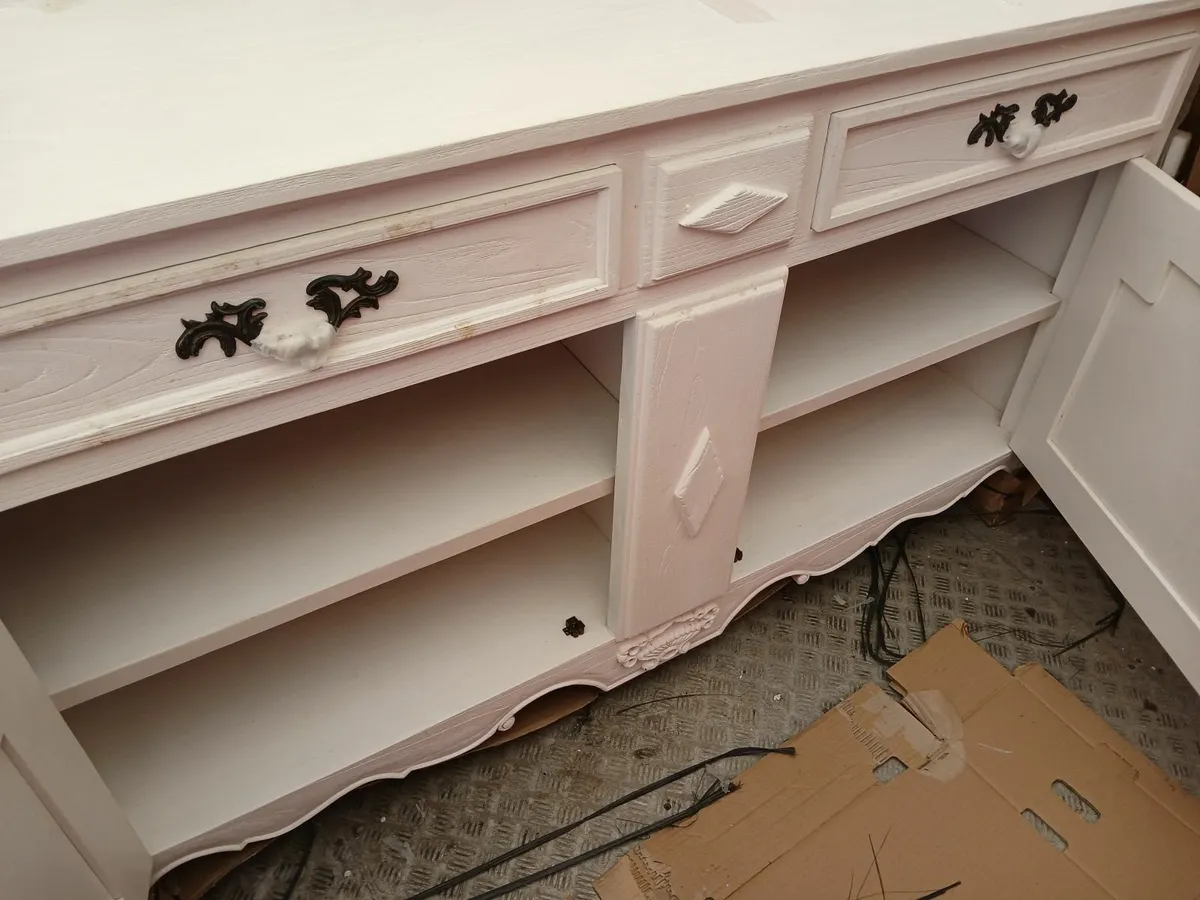 Cabbinet dresser old style 👌  traditional.. - Image 4