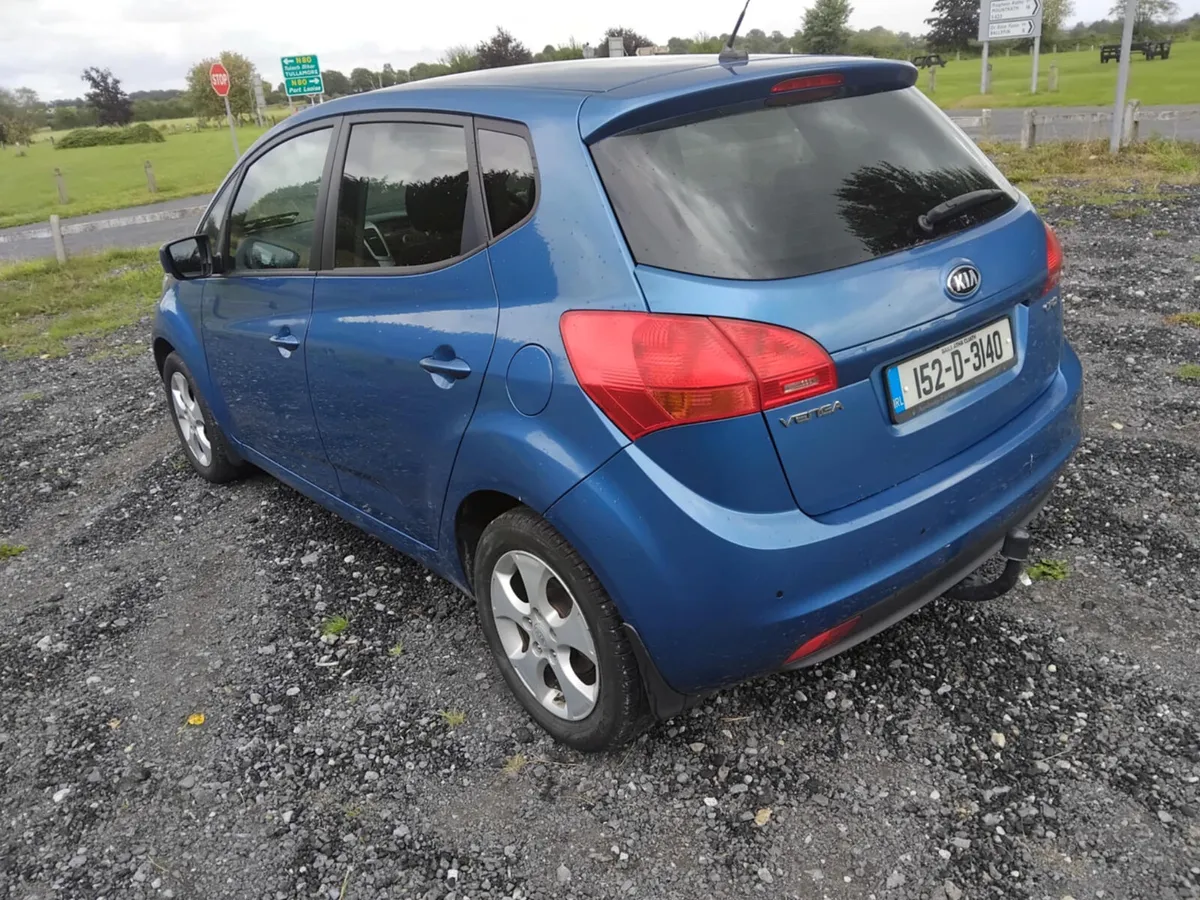 Kia Venga 2015 - Image 4