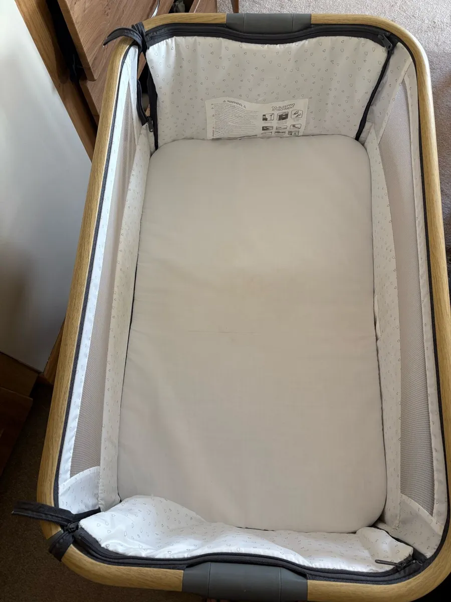 Crib - Image 1