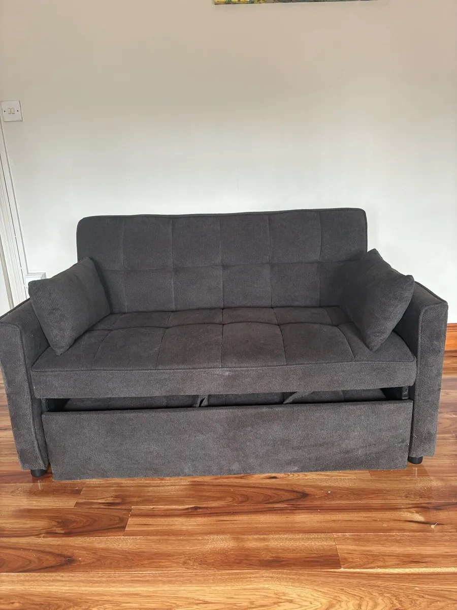Pull out sofa bed - Image 1