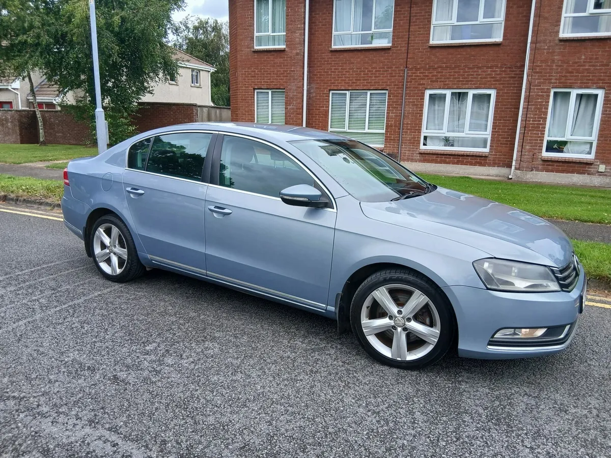 2012 volkswagen Passat New Nct - Image 1
