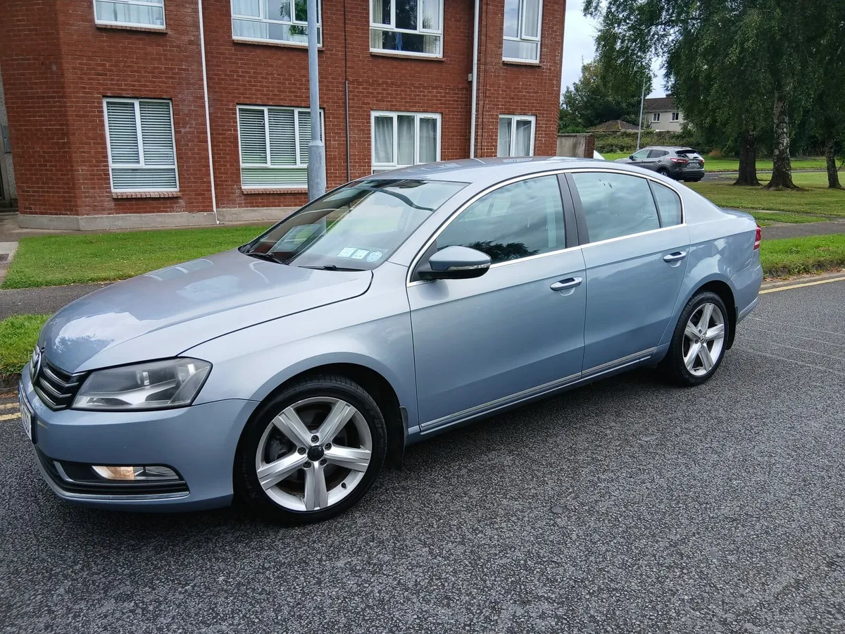 2012 volkswagen Passat New Nct - Image 2