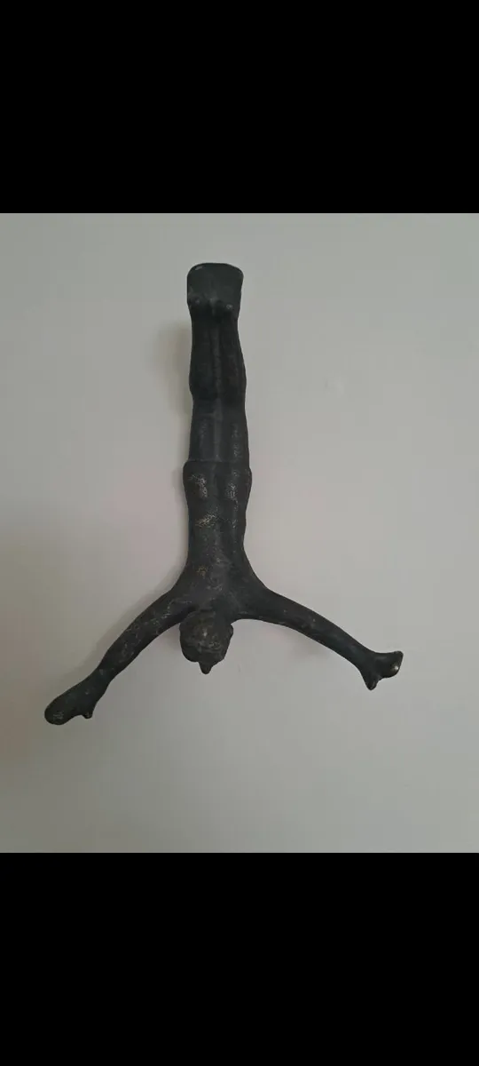 Unusual   metal  coat hanger - Image 2