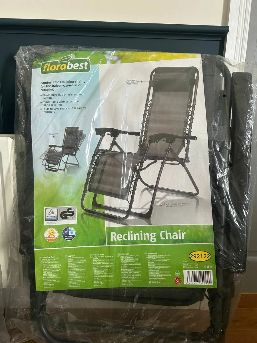 Camping equipment - Image 1