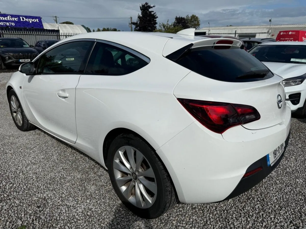 Opel Astra 1.6 Cdti SRi 3Dr  just IN - Image 4
