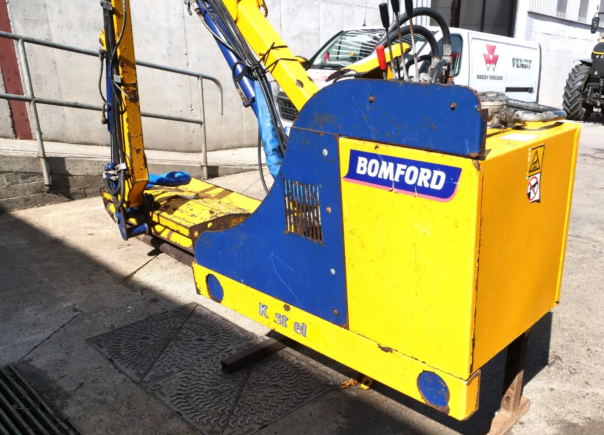 BOMFORD HEDGECUTTER - Image 4