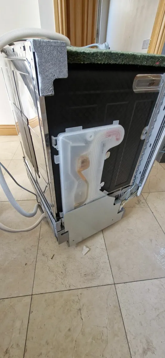 Dish washer - Image 2