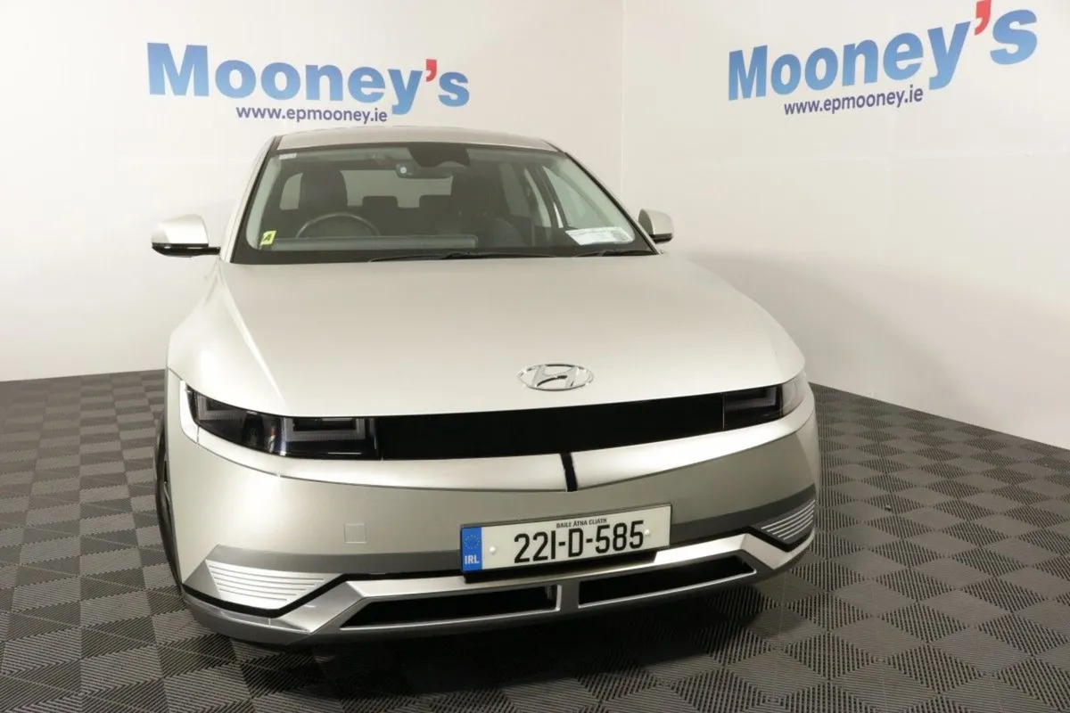 Hyundai Ioniq Premium EV - Image 2
