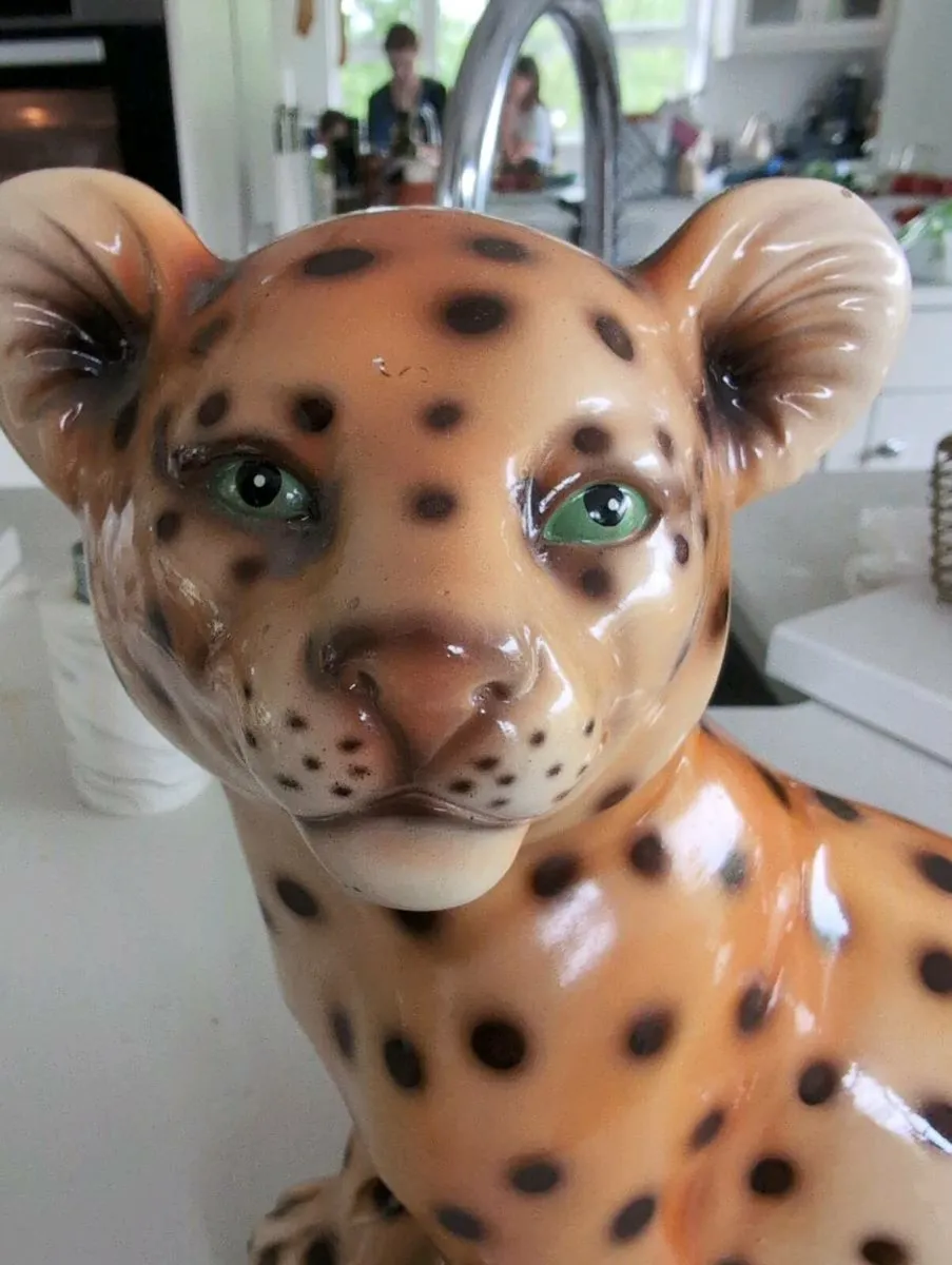 Vintage mid Century young Leopard figurine - Image 2
