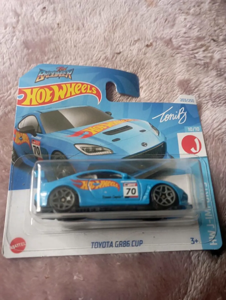 HOT WHEELS DIE-CAST TOYOTA MODLES CARS - Image 3