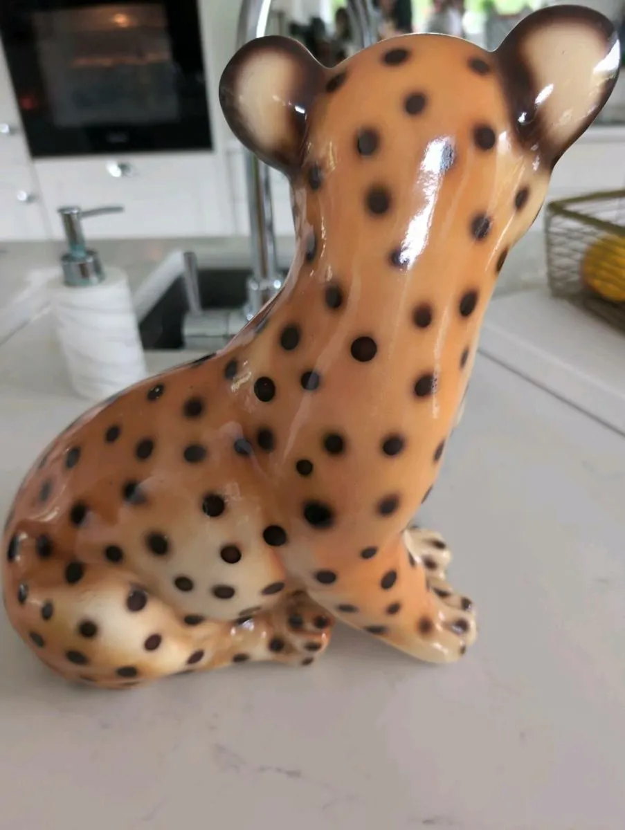 Vintage mid Century young Leopard figurine - Image 3