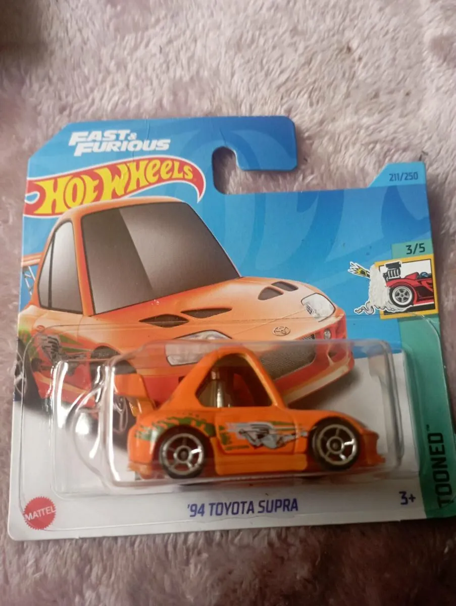 HOT WHEELS DIE-CAST TOYOTA MODLES CARS - Image 4
