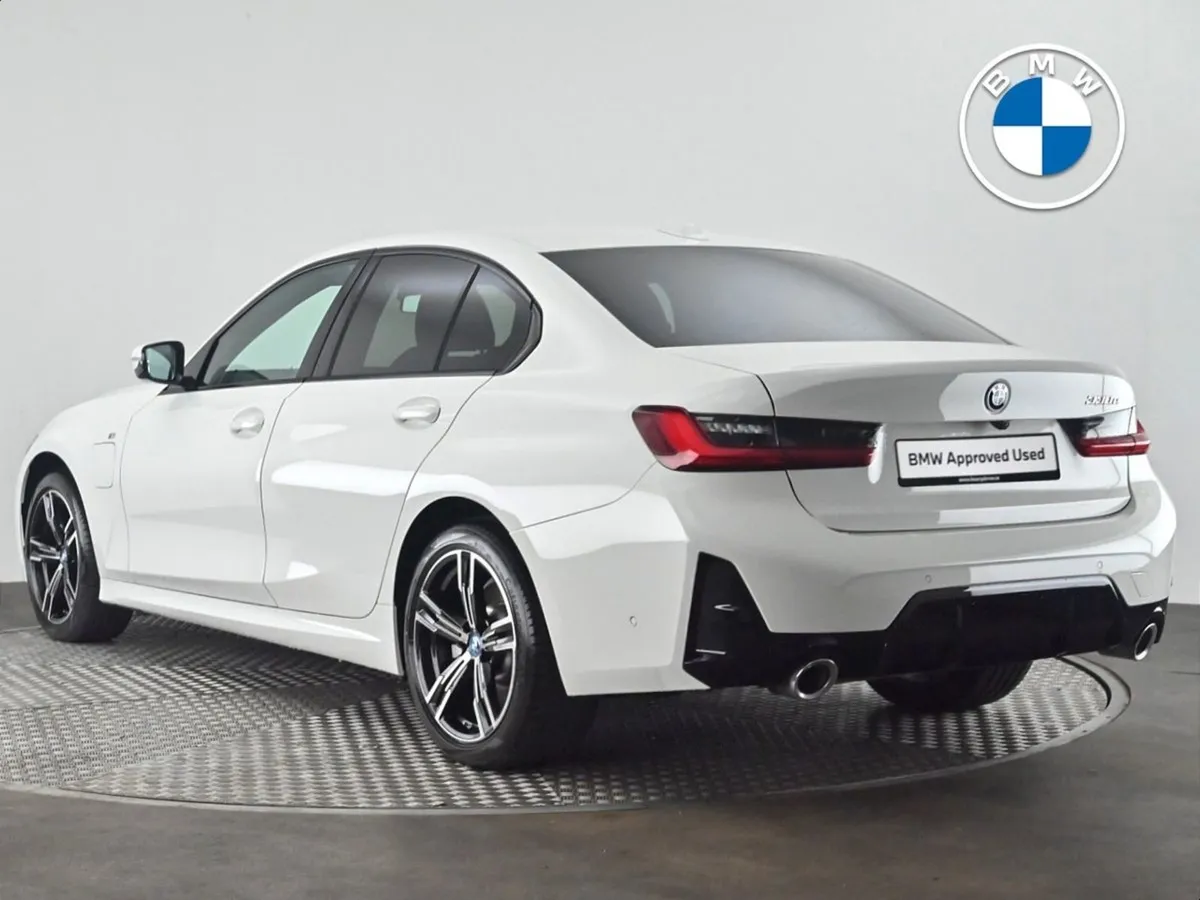 BMW 3 Series 330e M Sport Saloon - Image 4